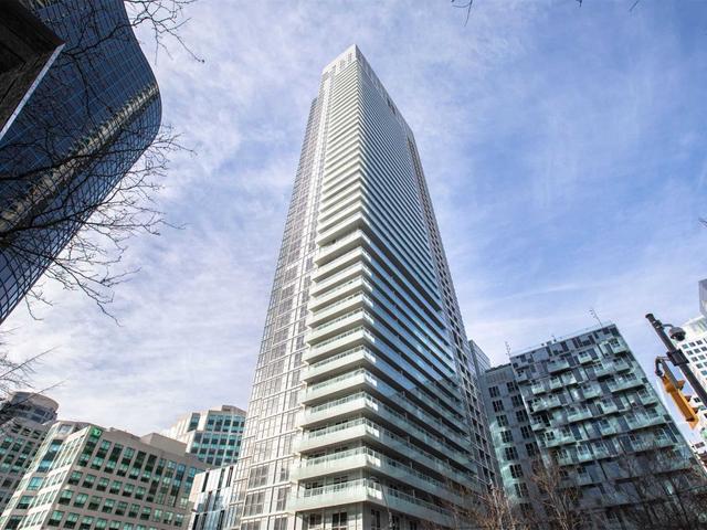 2612 - 300 Front St W