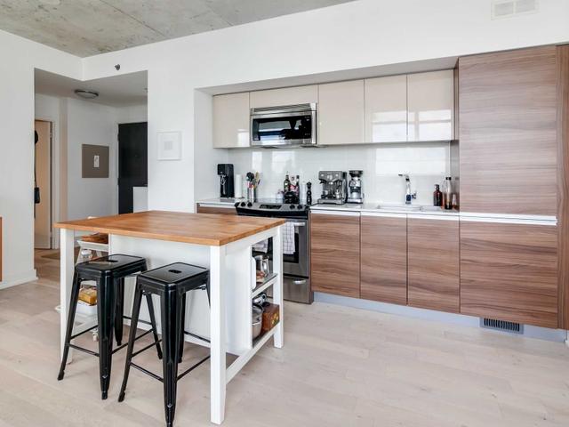 1801 - 20 Minowan Miikan Lane