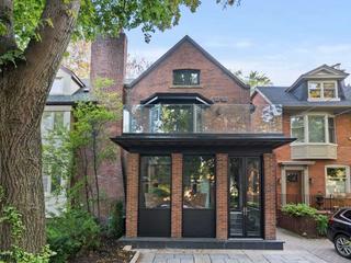 22 Nanton Ave