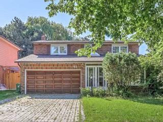 42 Angus Dr