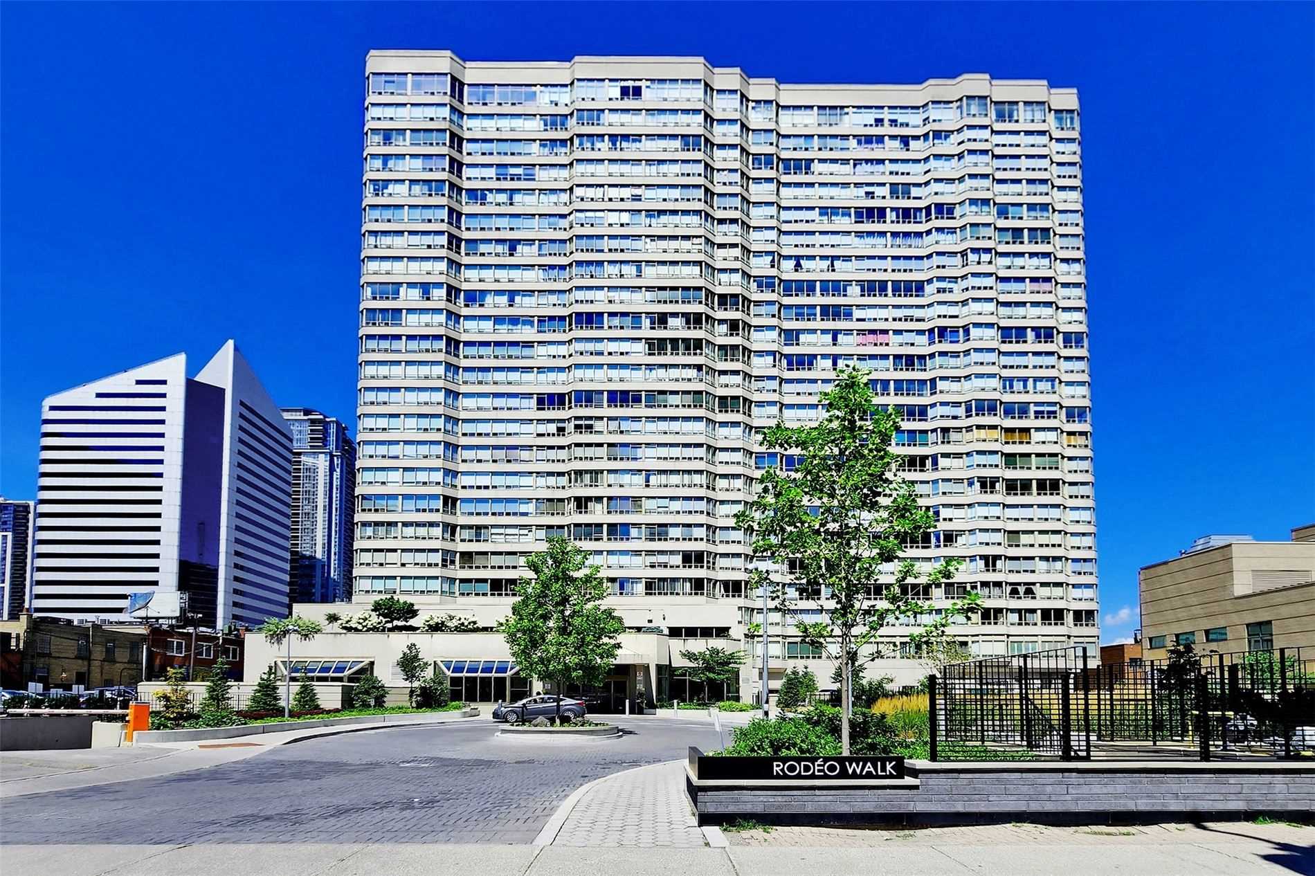 2215 30 Greenfield Ave, North York Sold, C5751869 Condos.ca