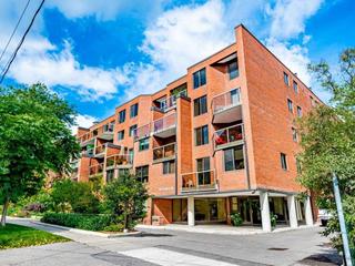 109/209 - 30 Glen Elm Ave E