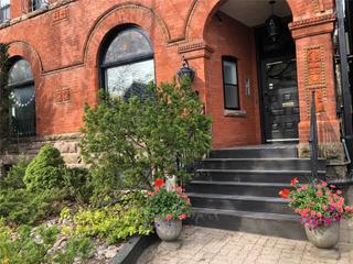 2 - 322 St George St