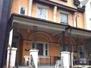 18 1/2 Nassau St