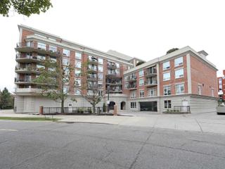 612 - 18 Wanless Ave