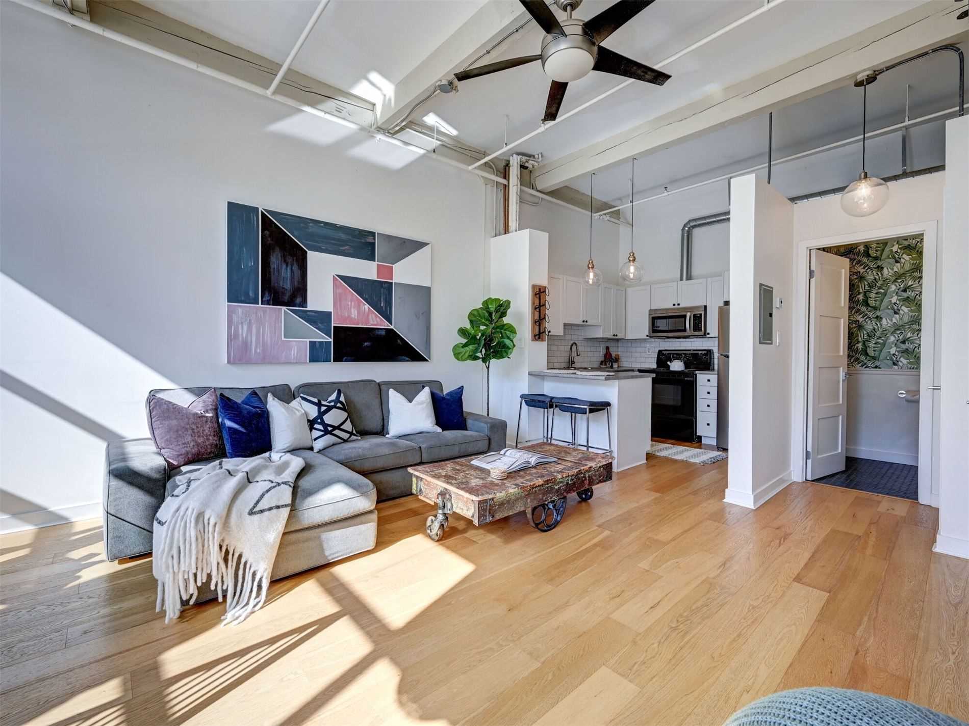 107 284 St Helens Ave, Toronto