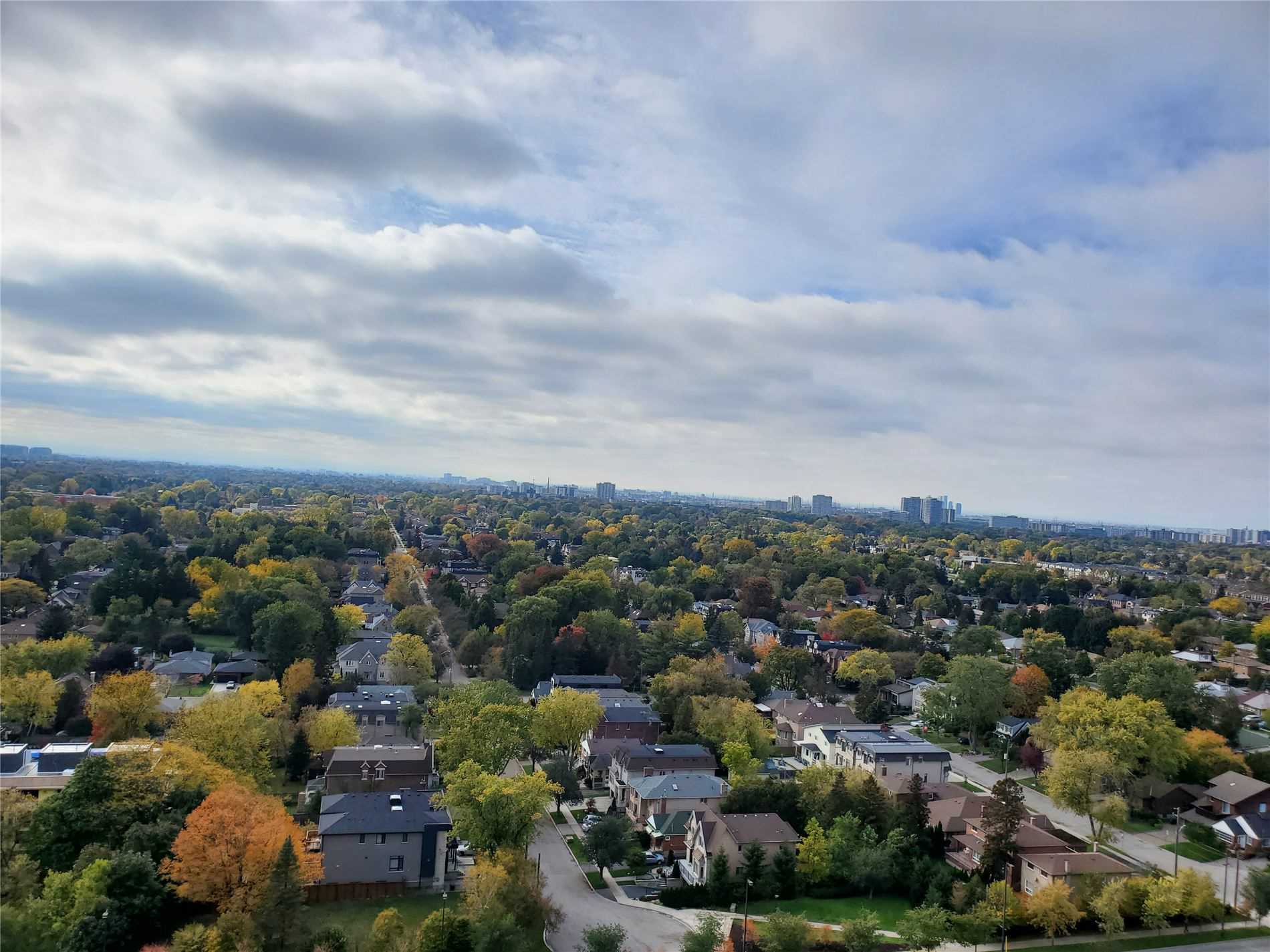 2211 75 Canterbury Pl, North York Leased, C5791124 Condos.ca