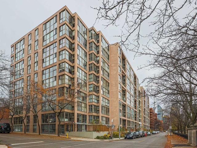 PH21 - 65 Scadding Ave