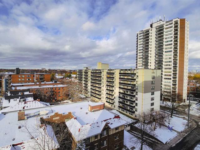 808 - 15 Maplewood Ave