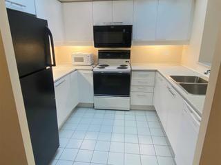 1708 - 18 Hollywood Ave