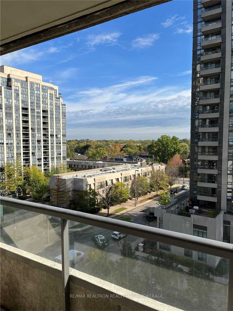 806 23 Hollywood Ave, North York Leased, C5843944 Condos.ca