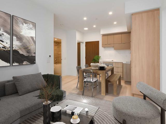 2407 - 39 Roehampton Ave, Toronto | Leased, C5848652 | Condos.ca