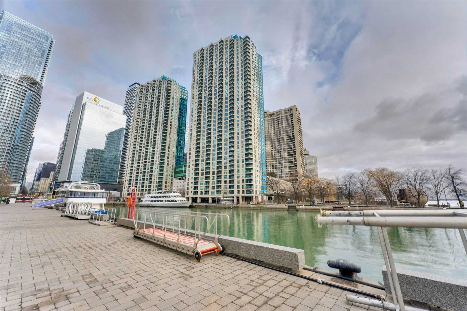 2006 99 Harbour Sq S, Toronto Leased, C5863769 Condos.ca