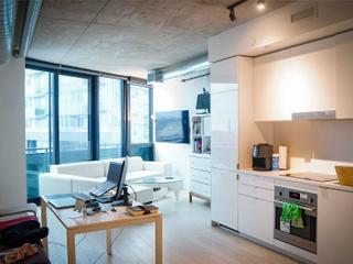 814 - 21 Lawren Harris Sq