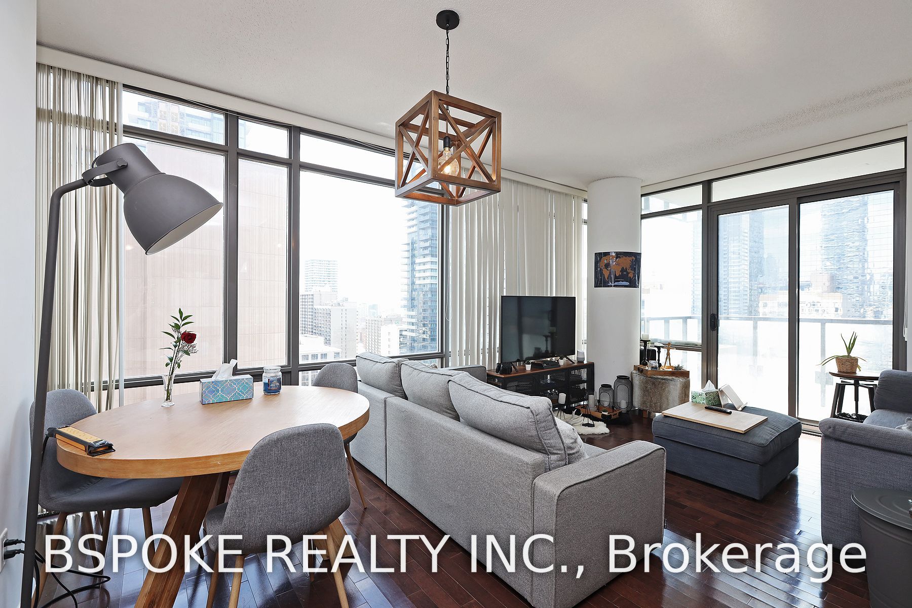 2508 37 Grosvenor St, Toronto Leased, C5902692 Condos.ca