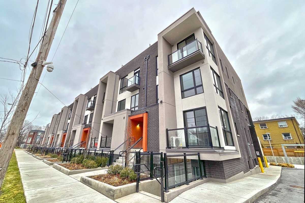 4 12 Marquette Ave, North York Leased, C5903551 Condos.ca