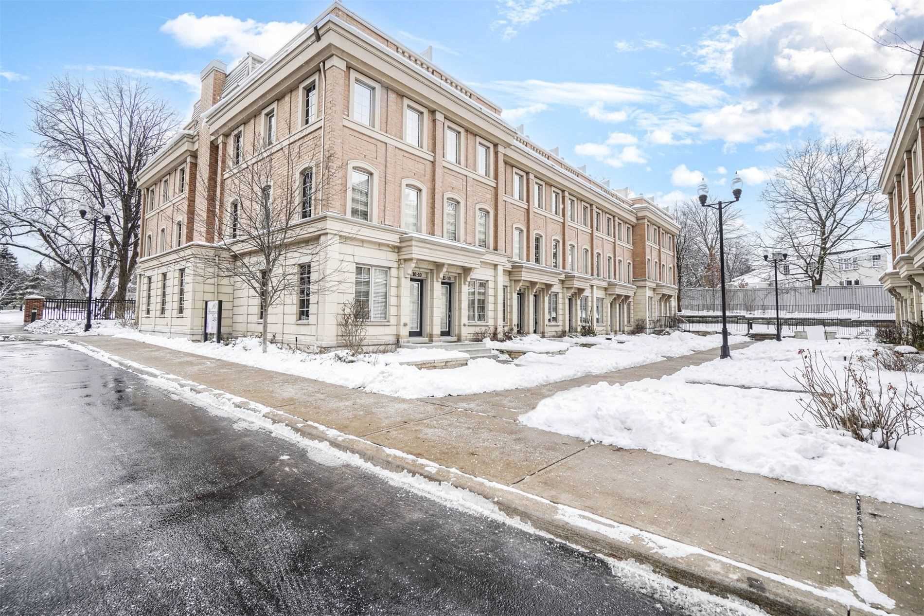 13 10 Hargrave Lane, North York Suspended, C5915339 Condos.ca