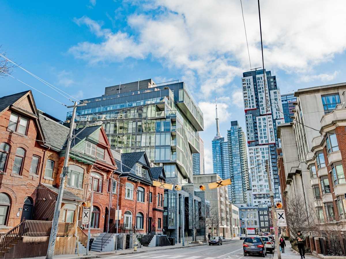707 15 Beverley St, Toronto Sold, C5921785 Condos.ca