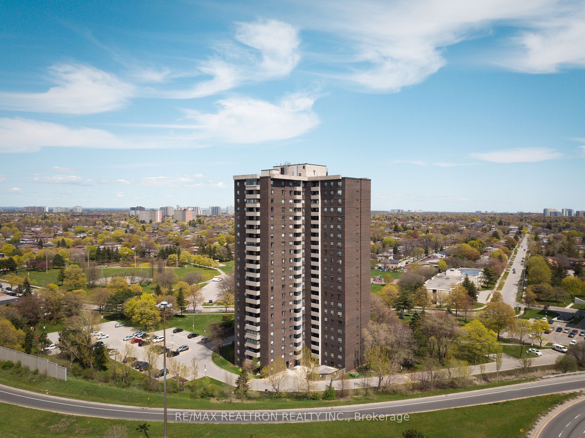 1604 10 Muirhead Rd, North York Sold, C5956976 Condos.ca