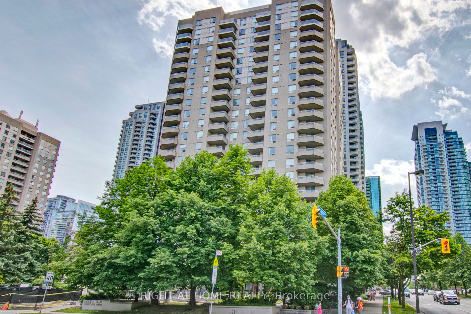 207 35 Empress Ave, North York Leased, C5963544 Condos.ca