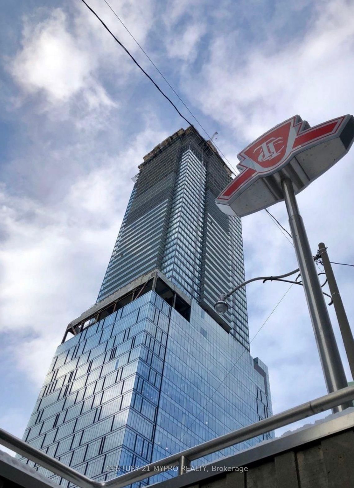 2401 488 University Ave W, Toronto Leased, C5982216 Condos.ca