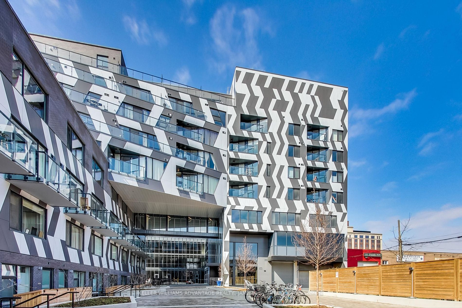 PH09 138 Saint Helens Ave, Toronto