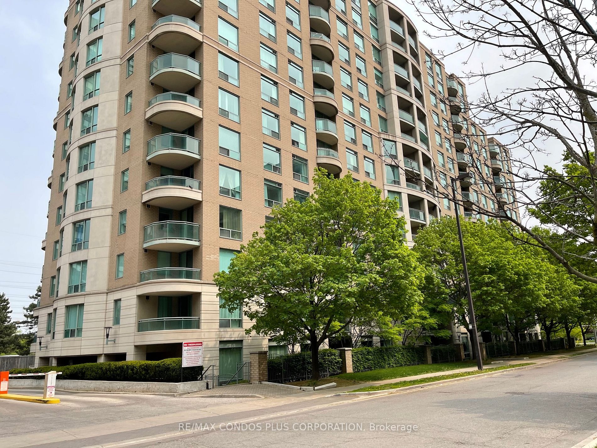 301 8 Pemberton Ave, North York Leased, C6000708 Condos.ca