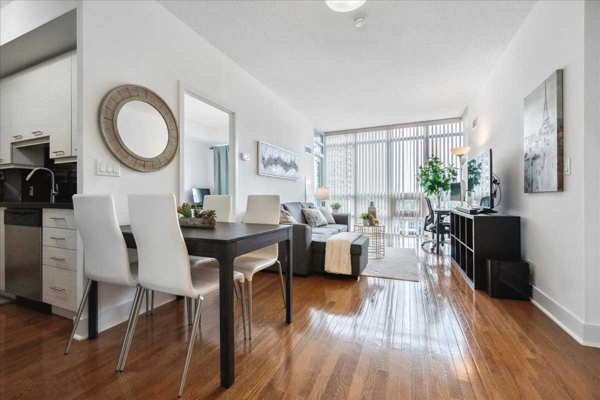 501 26 Norton Ave, North York Sold, C6011387 Condos.ca