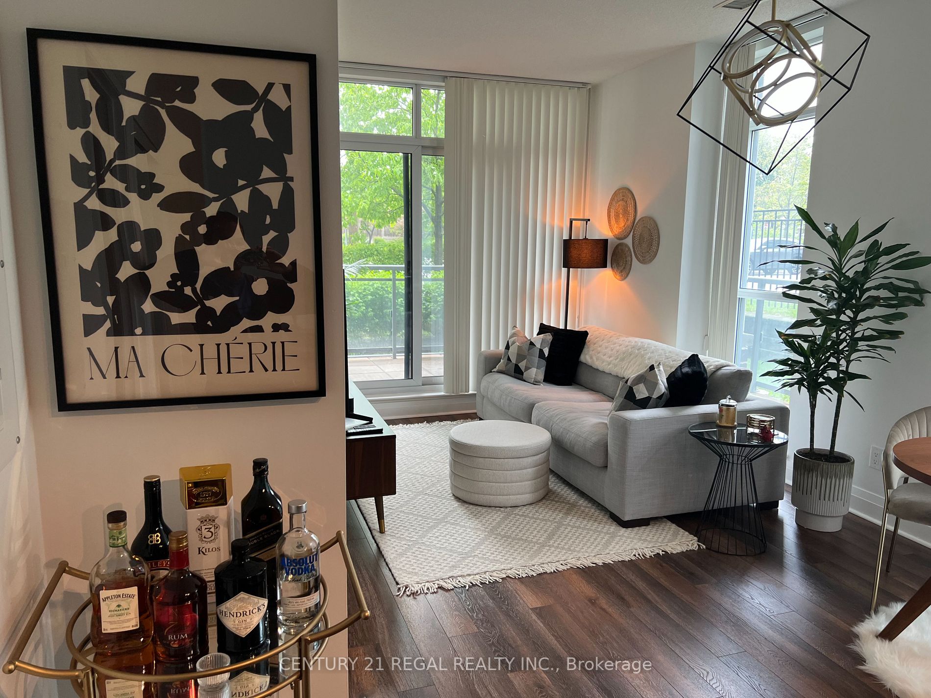 105 17 Kenaston Gdns, North York Sold, C6024932 Condos.ca