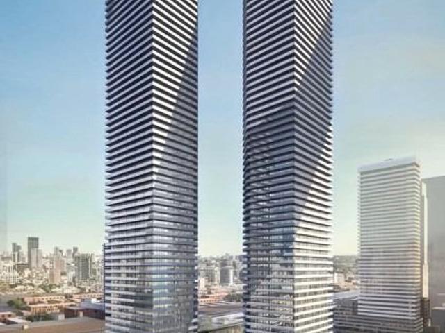 100 Queens Quay E