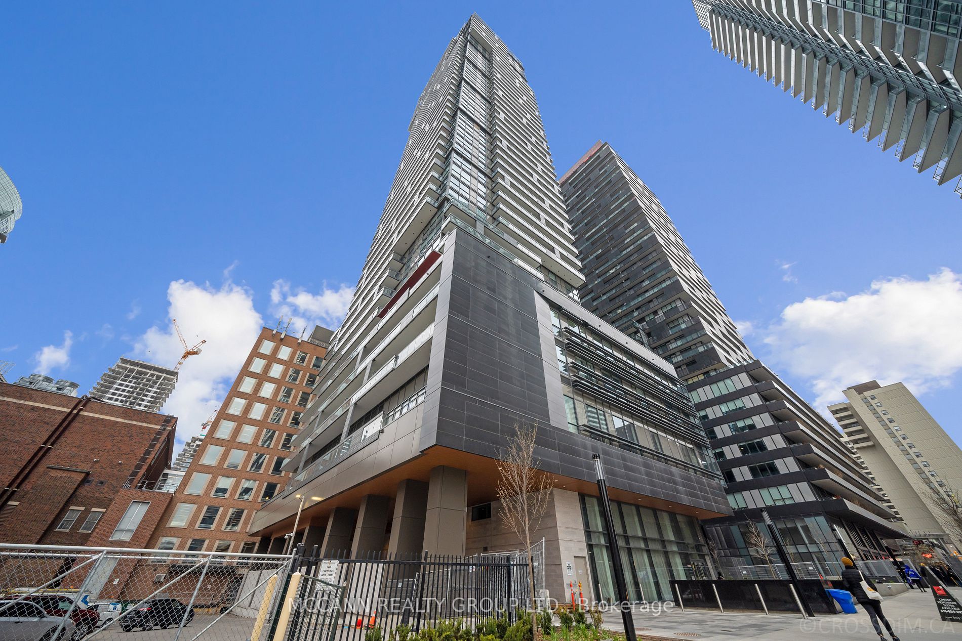 4606 39 Roehampton Ave, Toronto Sold, C6039860 Condos.ca 4606 39 Roehampton Ave, Toronto Sold, C6039860 Condos.ca