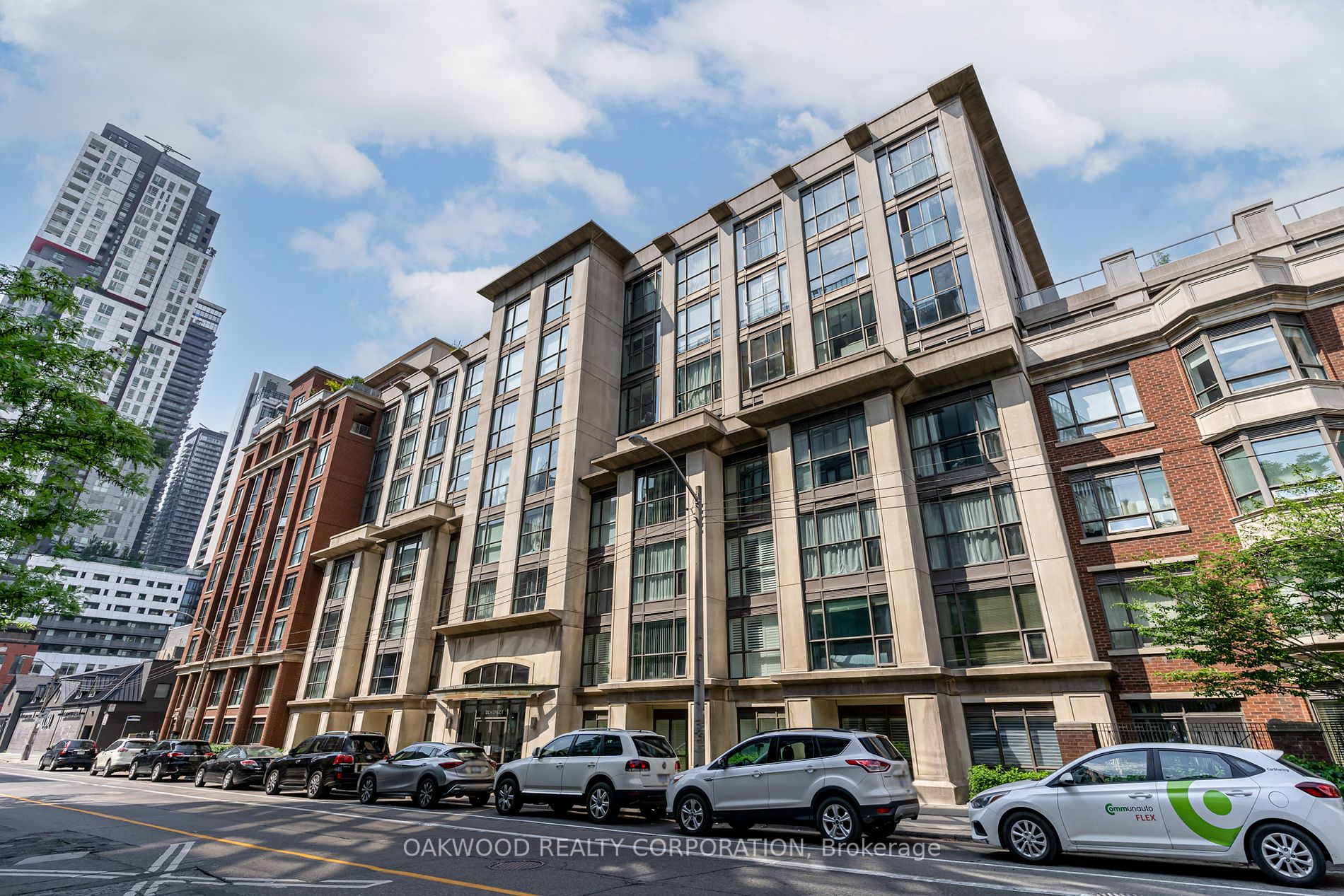 710 18 Beverley St, Toronto Leased, C6091380 Condos.ca