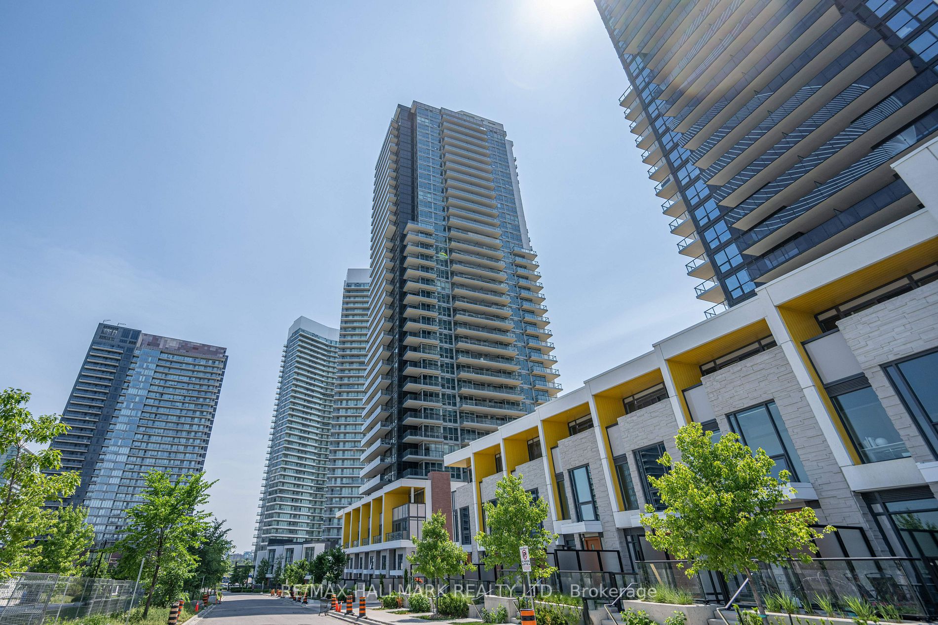 2801 95 Mcmahon Dr, North York Leased, C6106128 Condos.ca