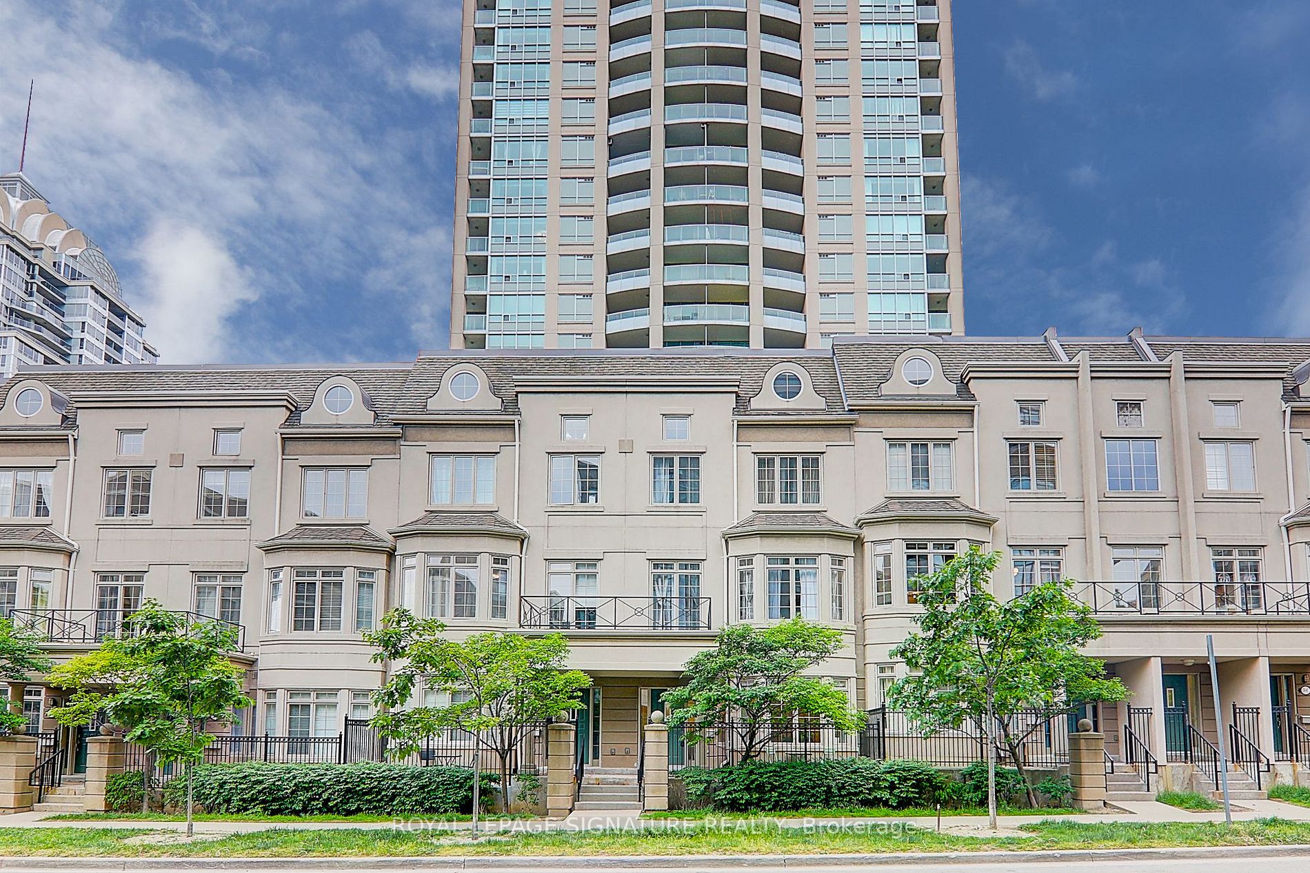 Gv109 38 Kenaston Gdns, North York Sold, C6125664 Condos.ca