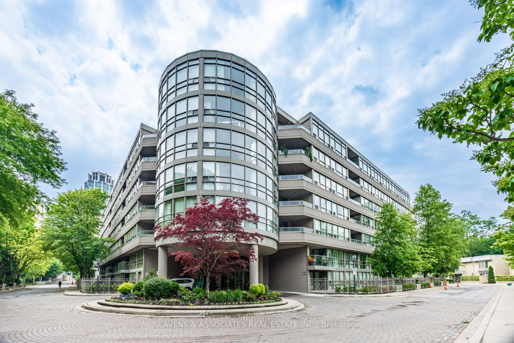 111 19 Lower Village Gate, Toronto Sold, C6142892 Condos.ca