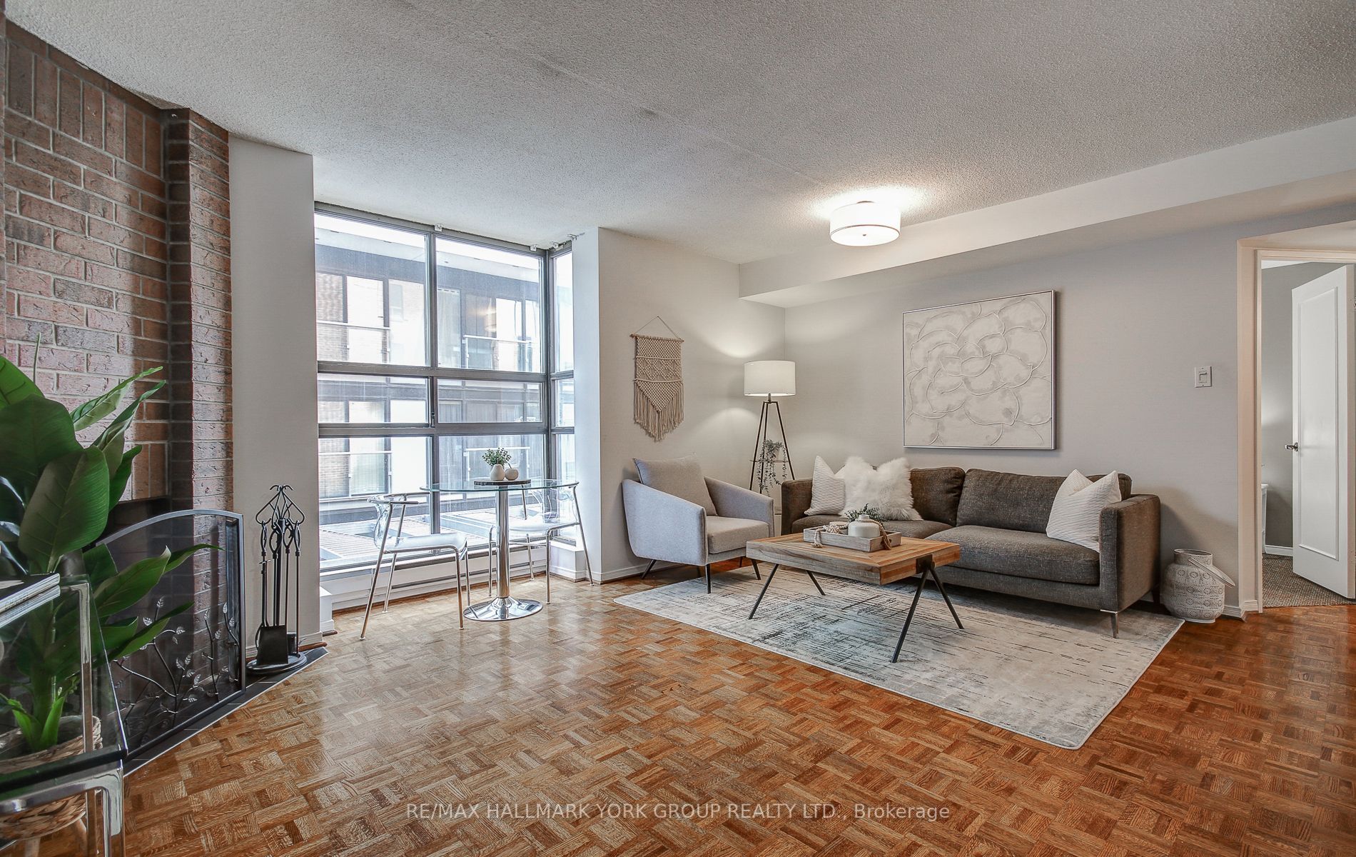306 19 Dundonald St, Toronto Sold, C6183856 Condos.ca