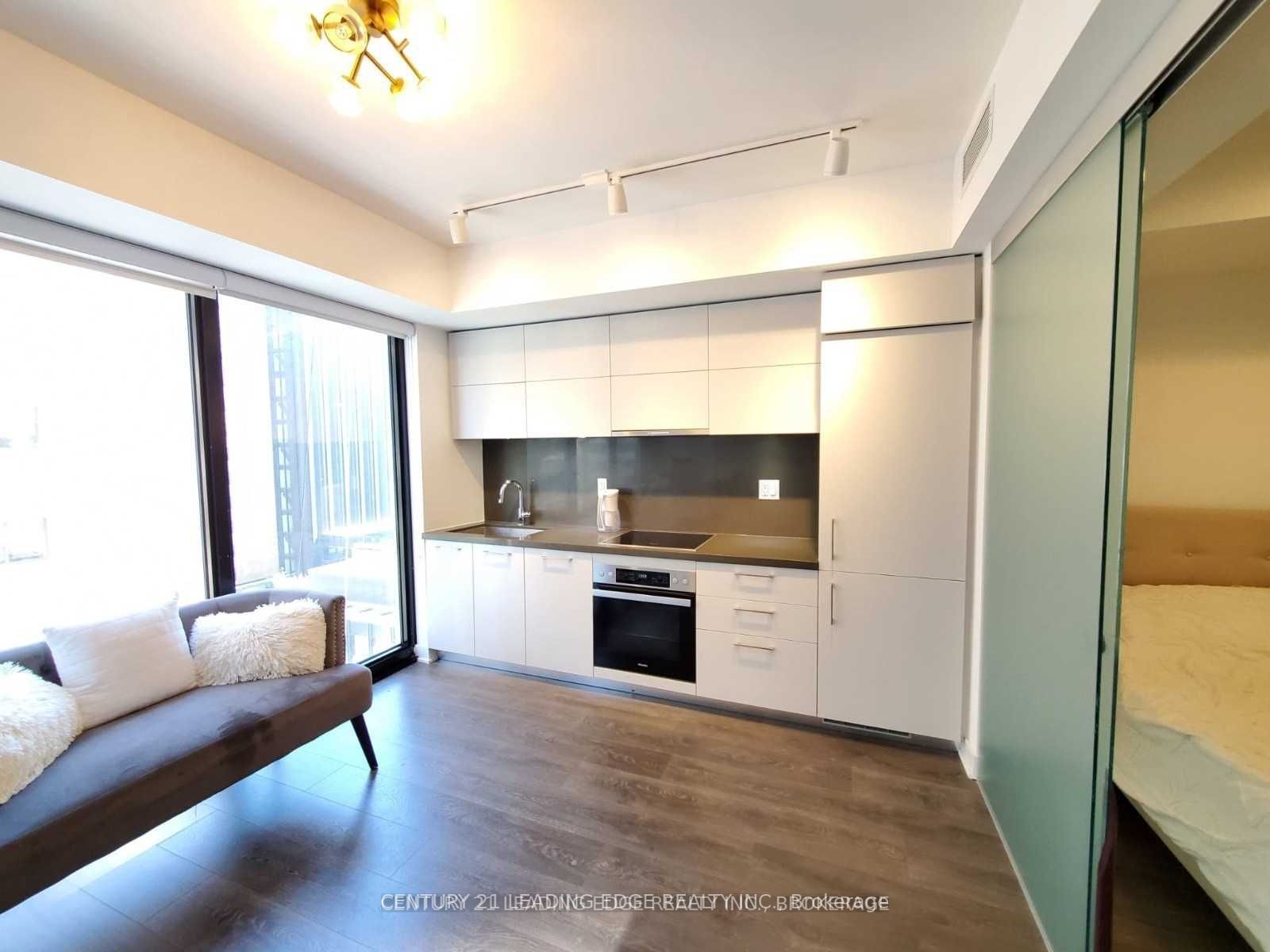 1009 188 Cumberland St, Toronto Leased, C6631630 Condos.ca