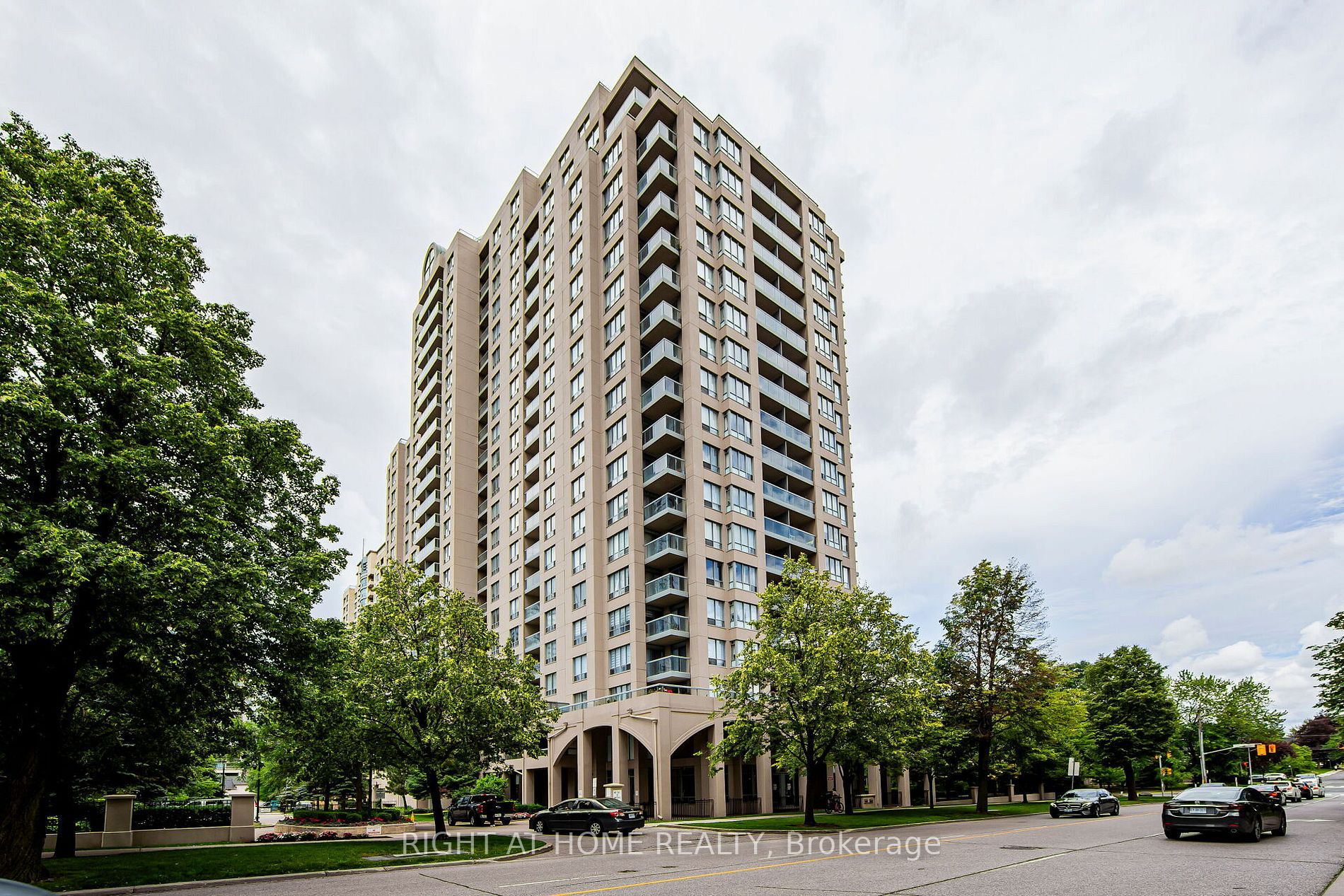 1701 28 Empress Ave, North York For Rent 2,650 Condos.ca