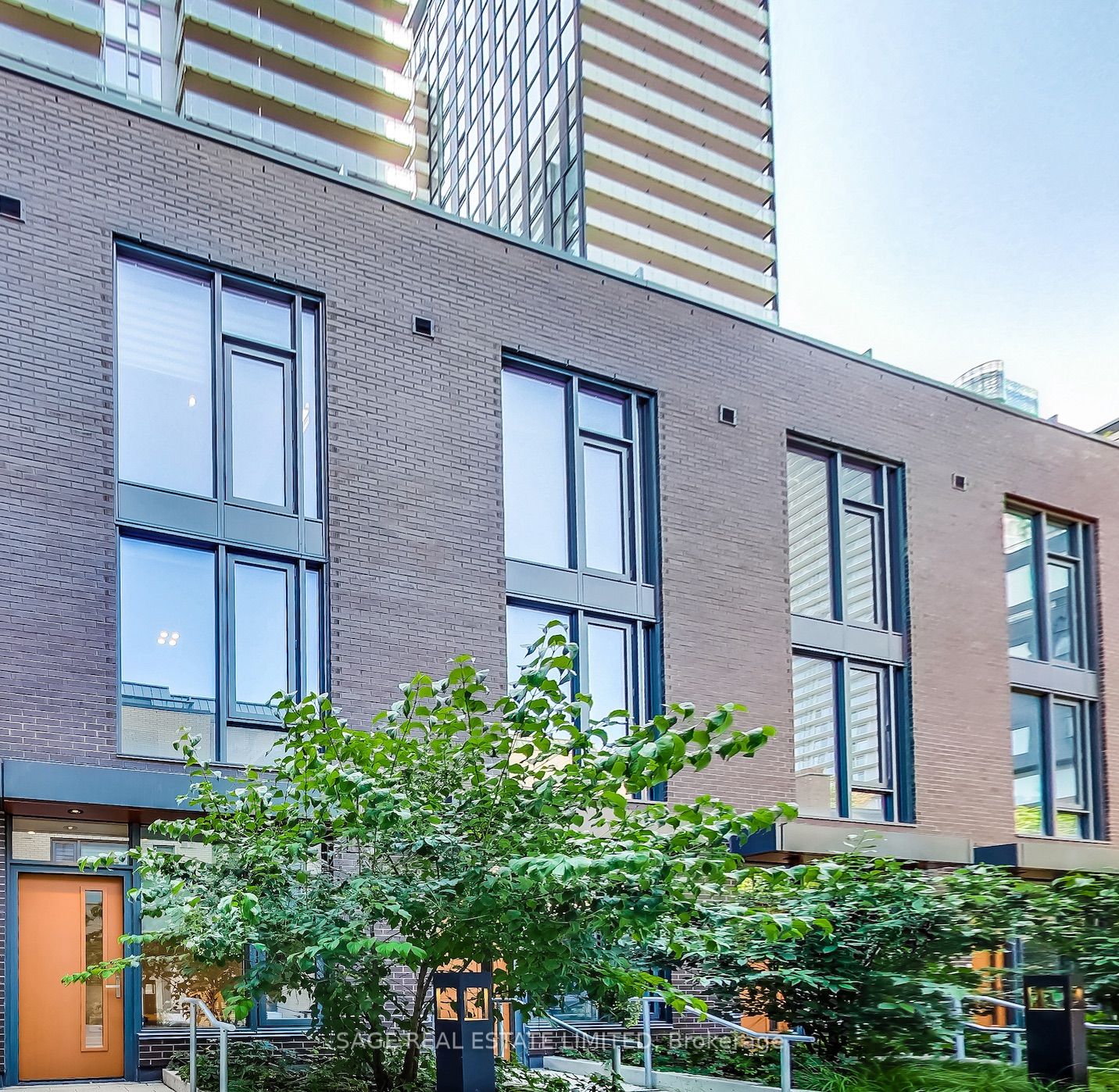4 33 Dundonald St, Toronto Sold, C6657470 Condos.ca