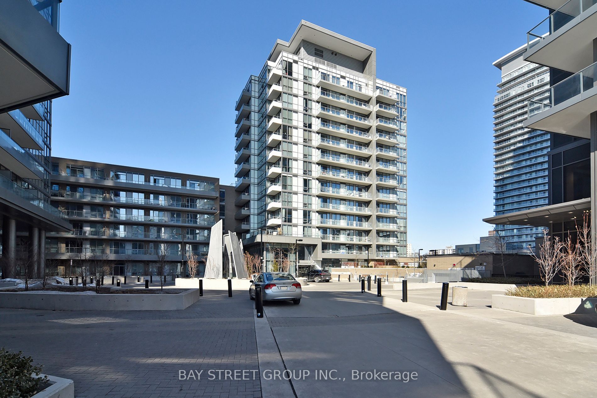 217 52 Forest Manor Rd, North York Leased, C6666966 Condos.ca