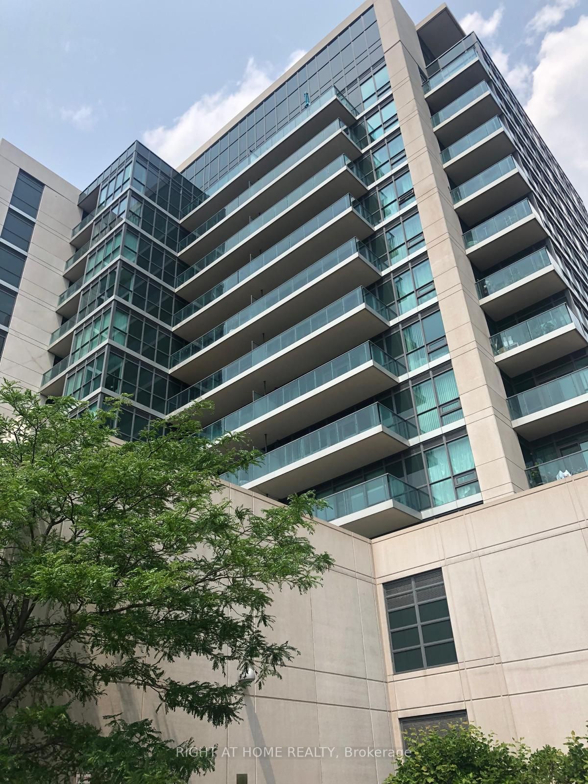 415 35 Brian Peck Cres, East York Terminated, C6670906 Condos.ca