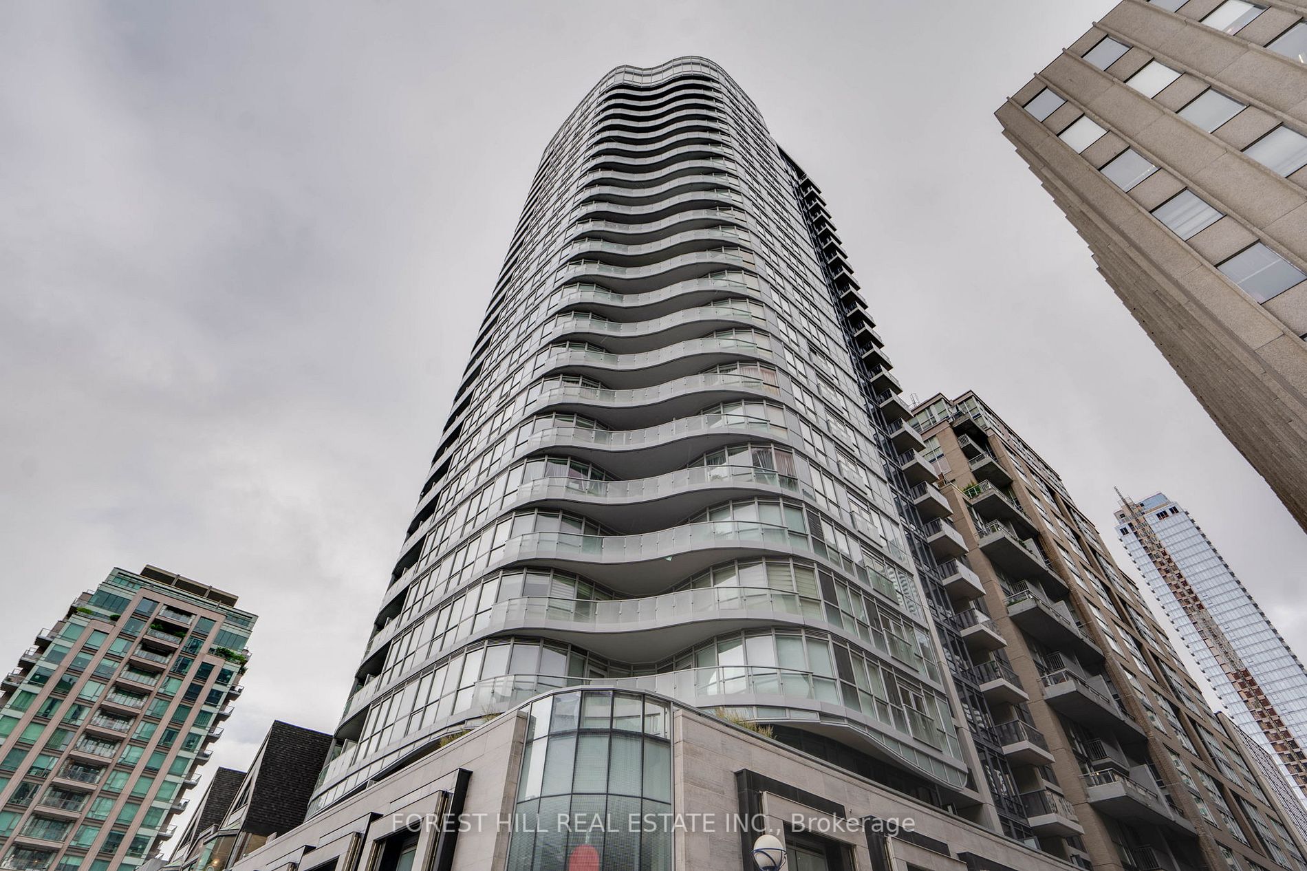 605 88 Cumberland St, Toronto Leased, C6686672 Condos.ca