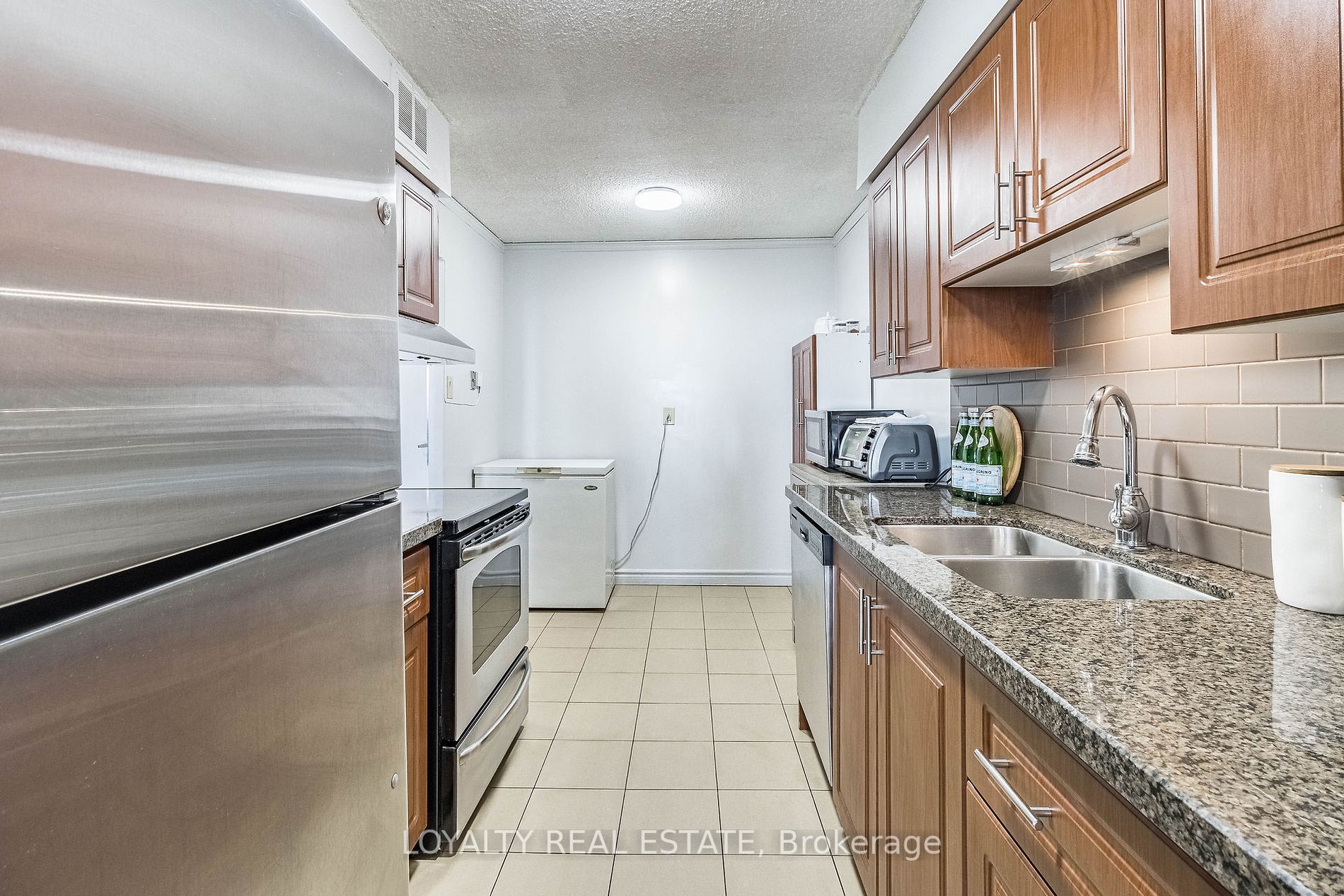 1203 25 Sunrise Ave, North York