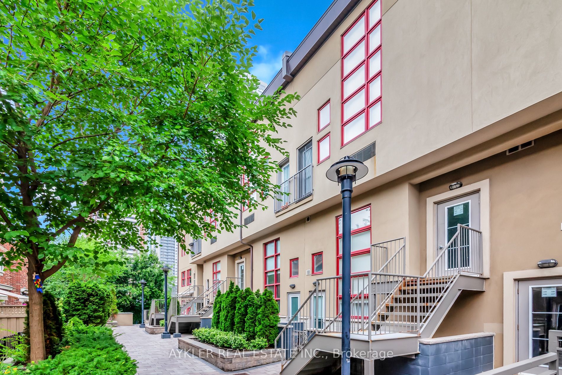 309 21 Earl St, Toronto Leased, C6706062 Condos.ca