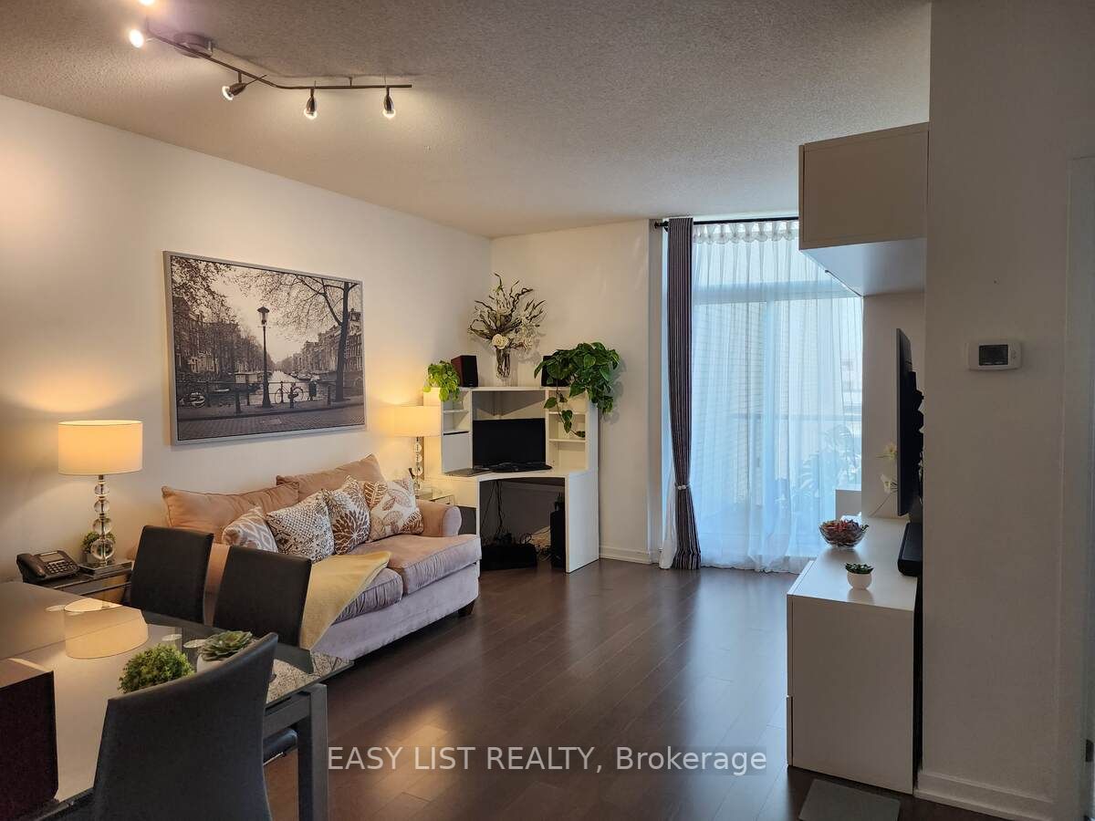 317 70 Forest Manor Rd, North York Terminated, C6744770 Condos.ca