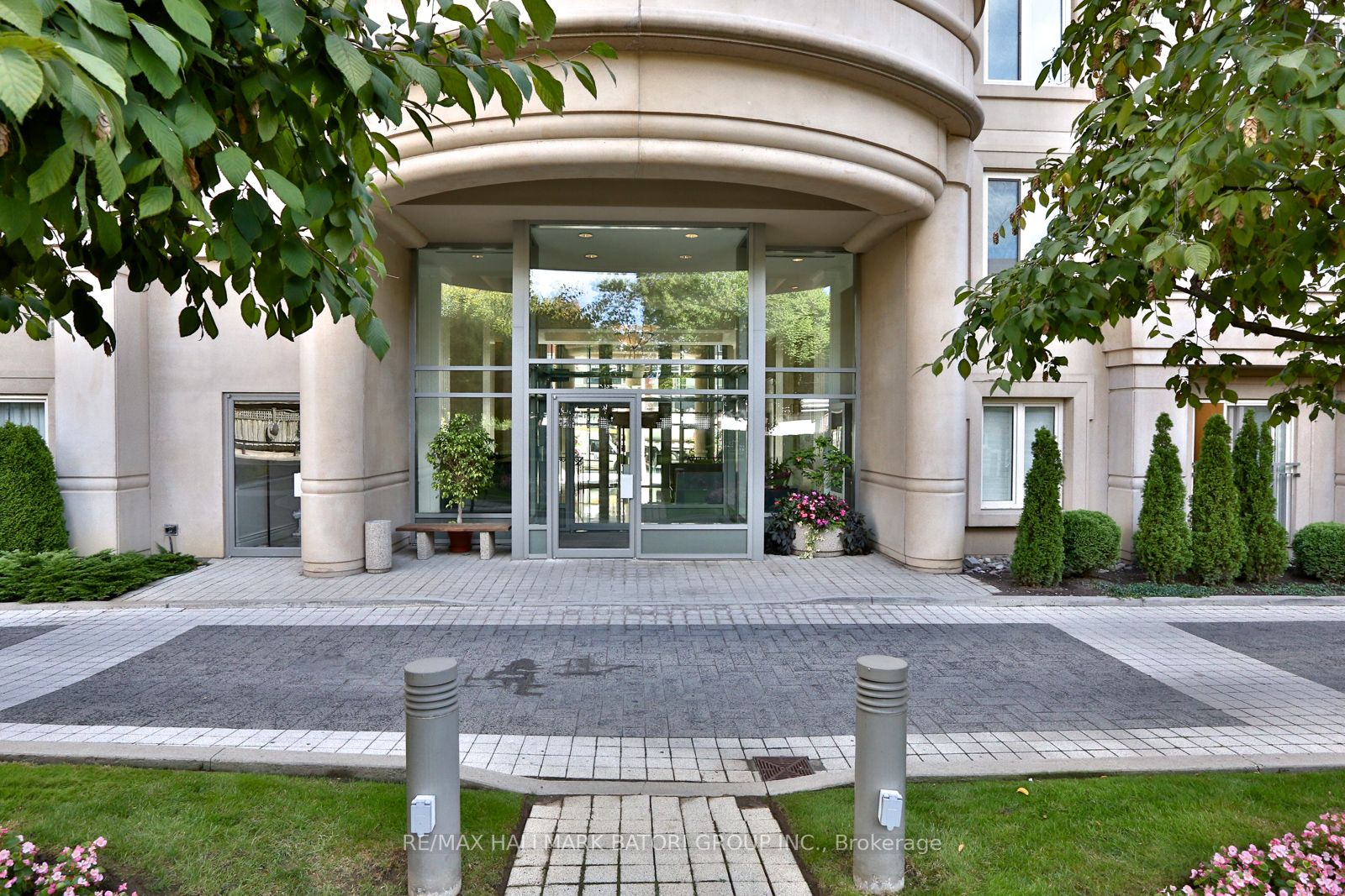 705 1 Balmoral Ave, Toronto Leased, C6759868 Condos.ca