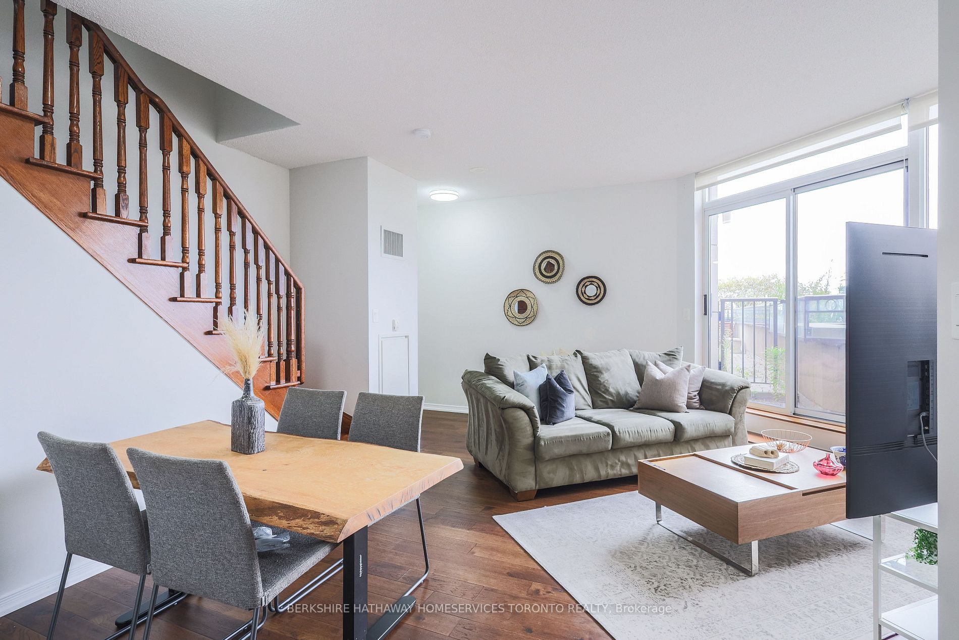 PH18 308 Palmerston Ave, Toronto Terminated, C6810022 Condos.ca