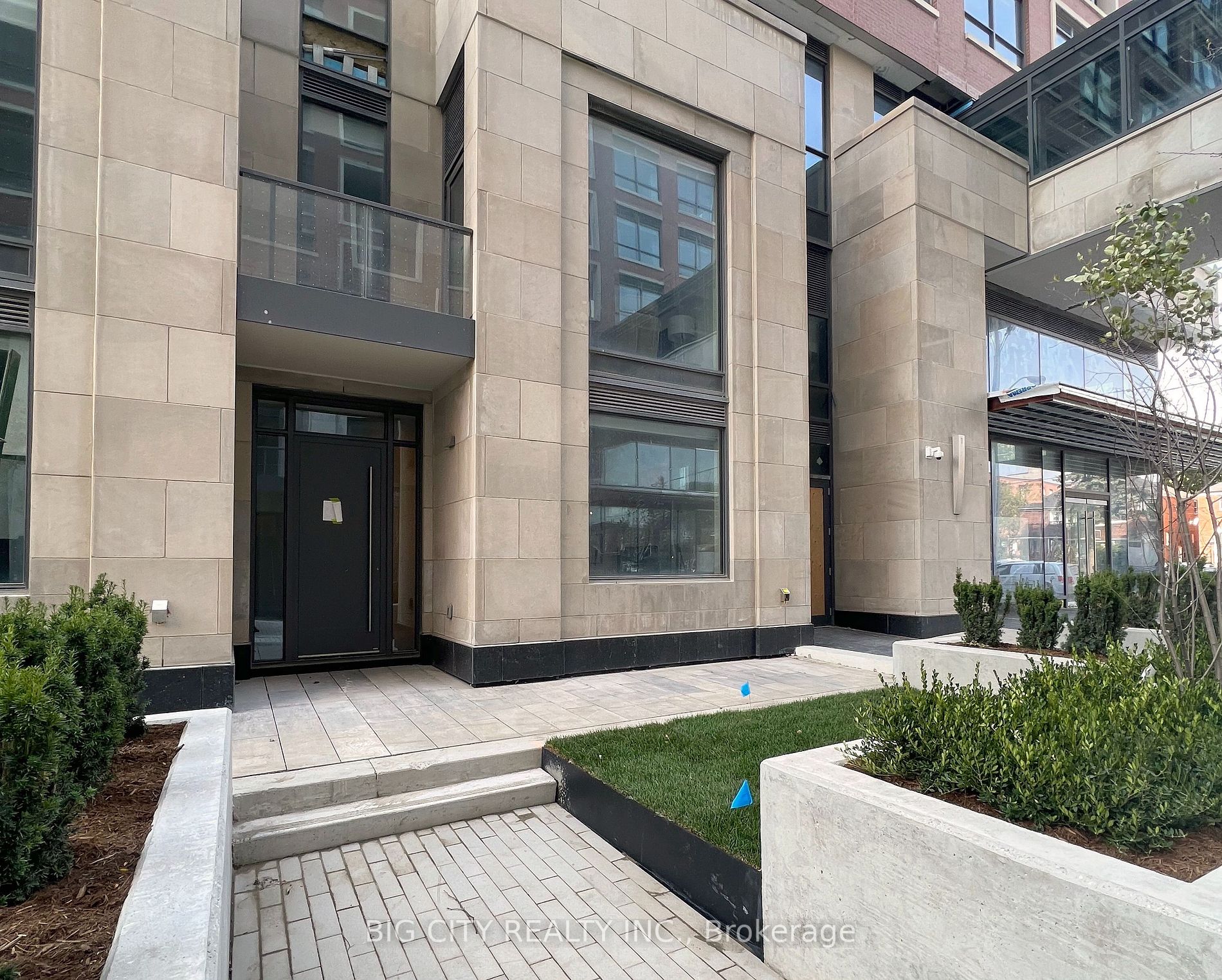 TH01 33 Frederick Todd Way, Toronto Terminated, C6811304 Condos.ca