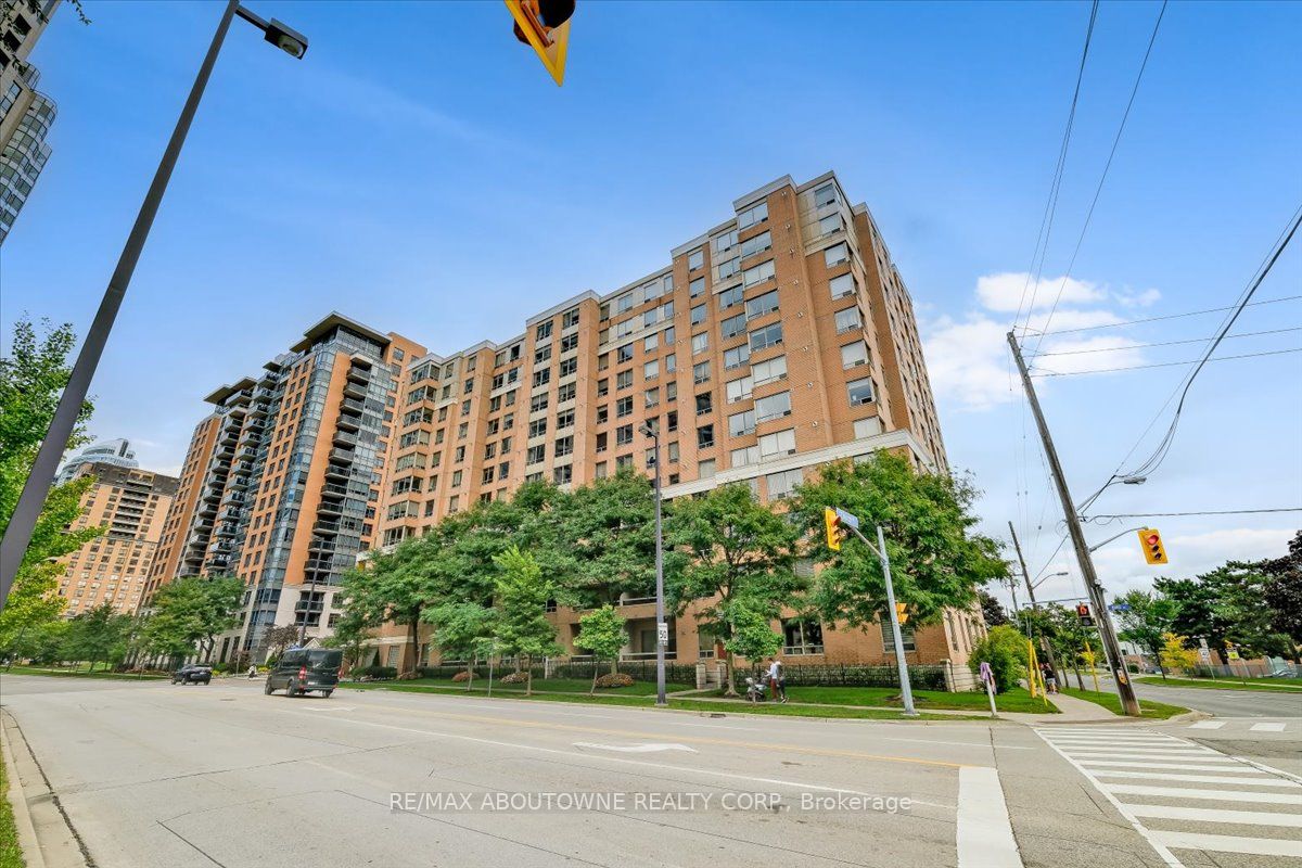 617 88 Grandview Way, North York Sold, C7000090 Condos.ca 617 88 Grandview Way, North York Sold, C7000090 Condos.ca