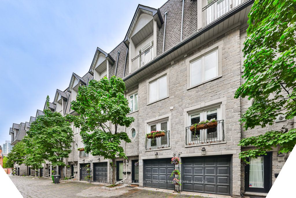19 Annex Lane, Toronto Leased, C7205184 Condos.ca